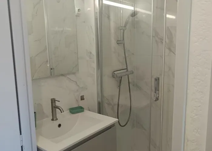 Panoramic 1, Bel Familiale Avec Piscine Et Parking *