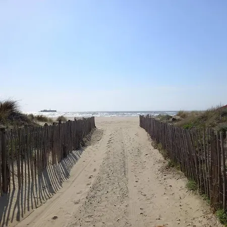 Panoramic 1, Bel Familiale Avec Piscine Et Parking Apartman