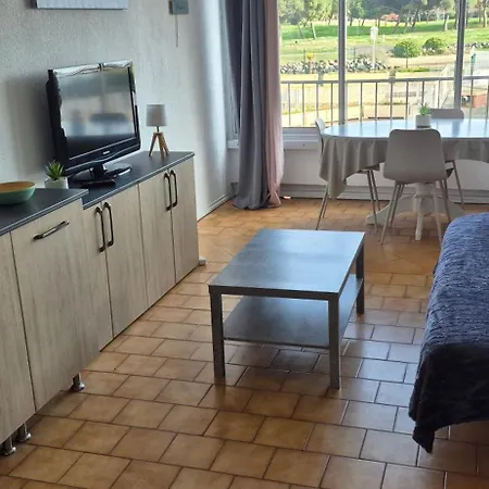 Panoramic 1, Bel Familiale Avec Piscine Et Parking Apartman *