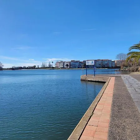 Apartment Panoramic 1, Bel Familiale Avec Piscine Et Parking