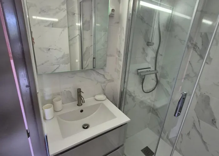 Appartamento Panoramic 1, Bel Familiale Avec Piscine Et Parking Agde