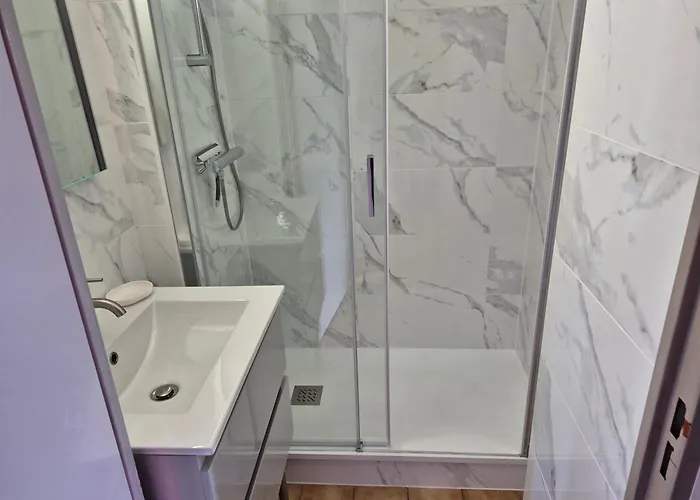 Panoramic 1, Bel Familiale Avec Piscine Et Parking *